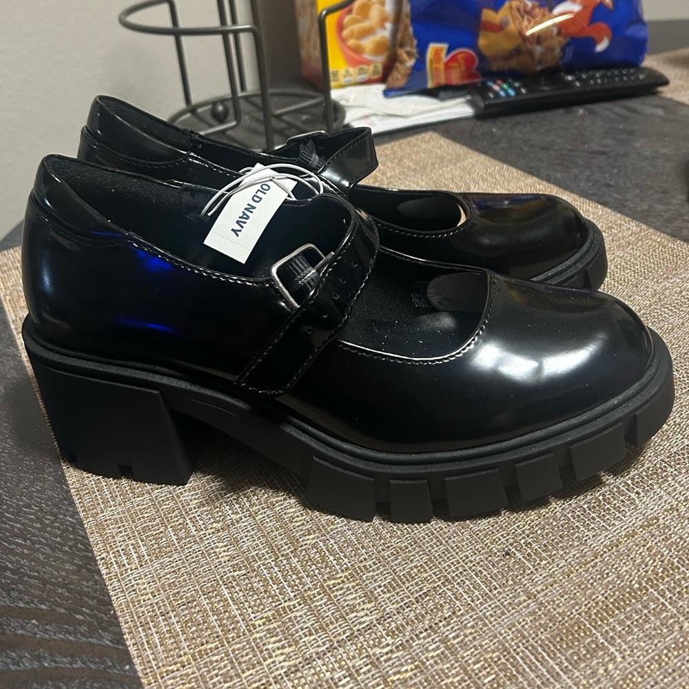 Chunky Mary Janes in size 7.5